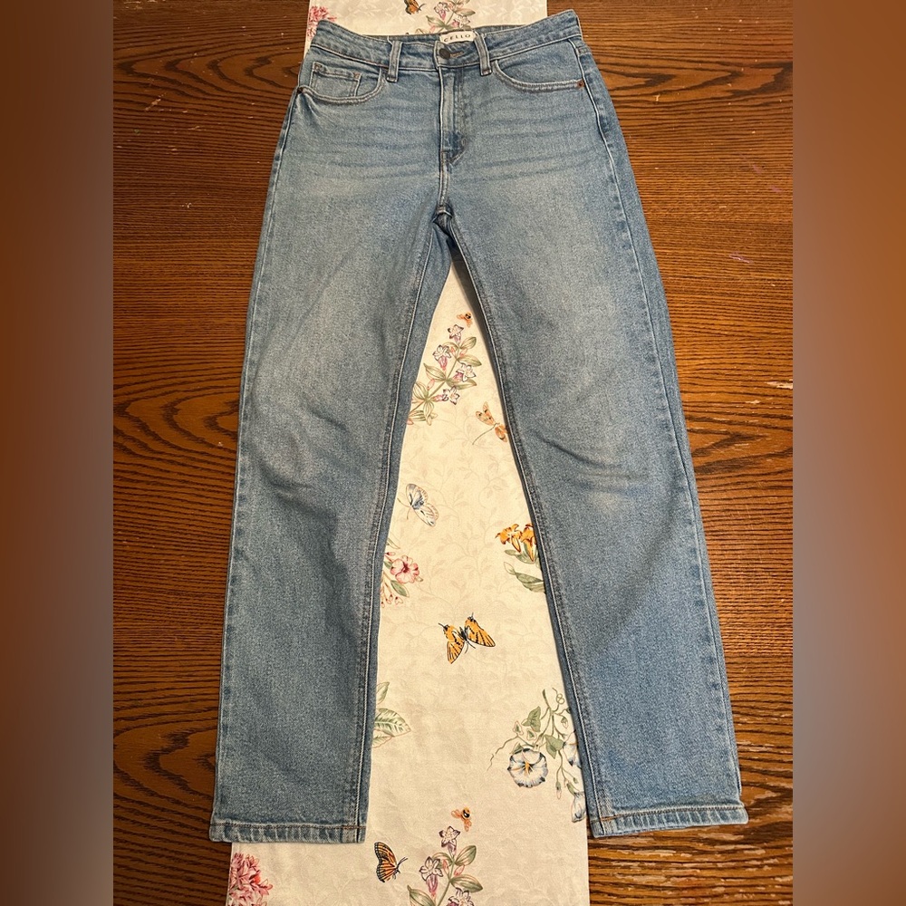 Cello Women's Straight Leg Blue Jeans